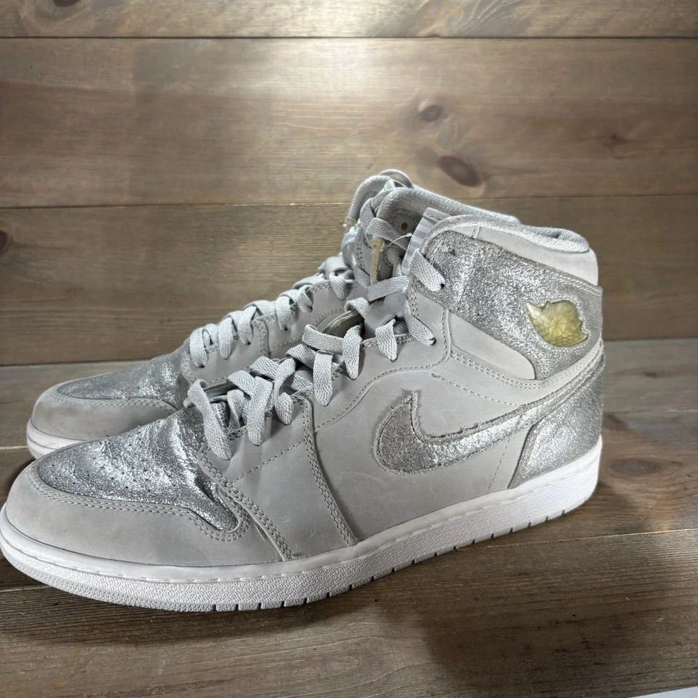 Nike Air Jordan 1 Retro Mens 12.5 shoes Silver Leather Anniversary sneakers